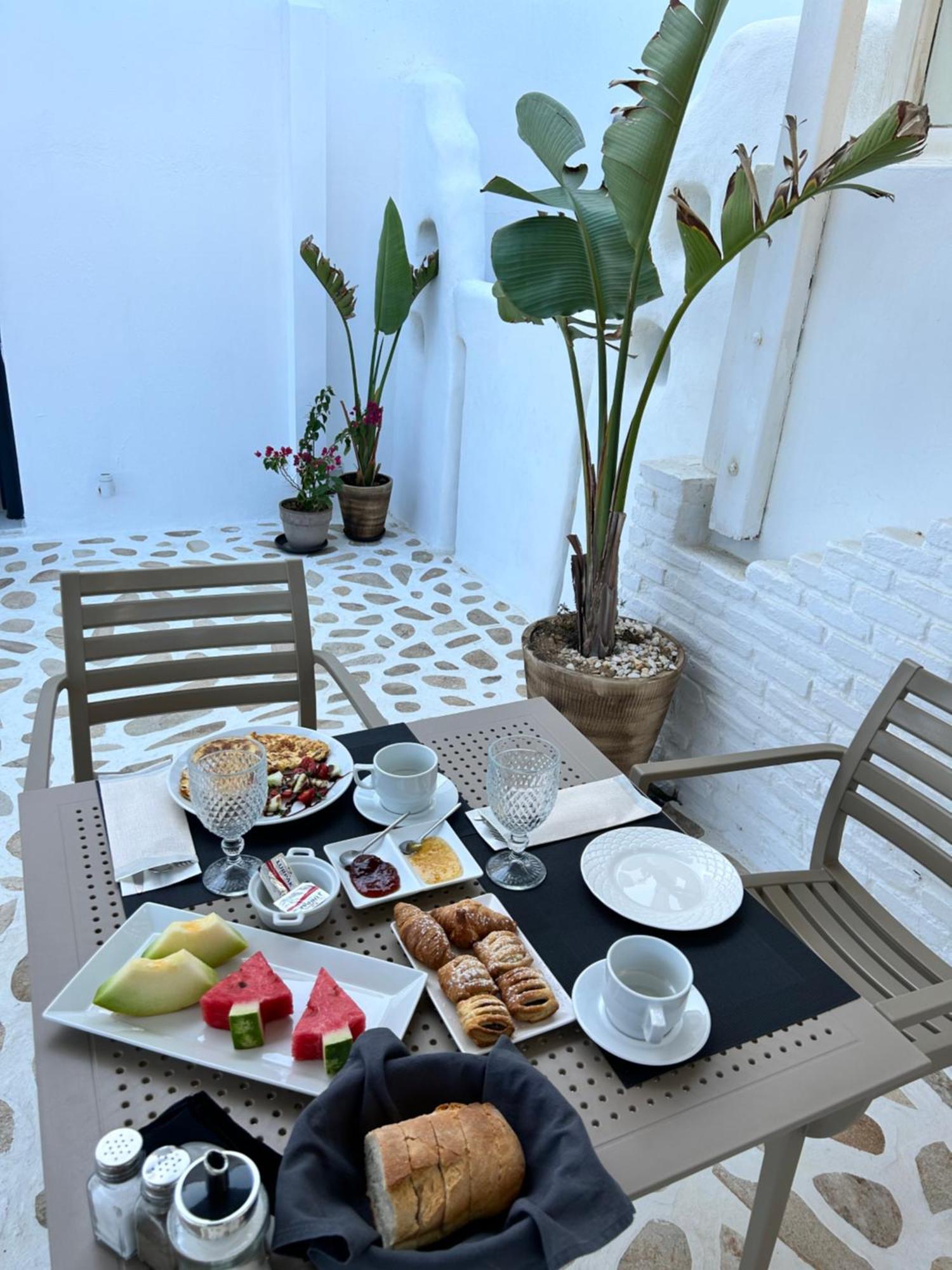 Delight Apartments Suites Stelida  Buitenkant foto